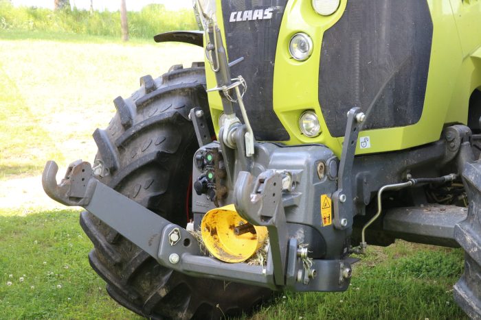 Tracteur Claas Arion 610