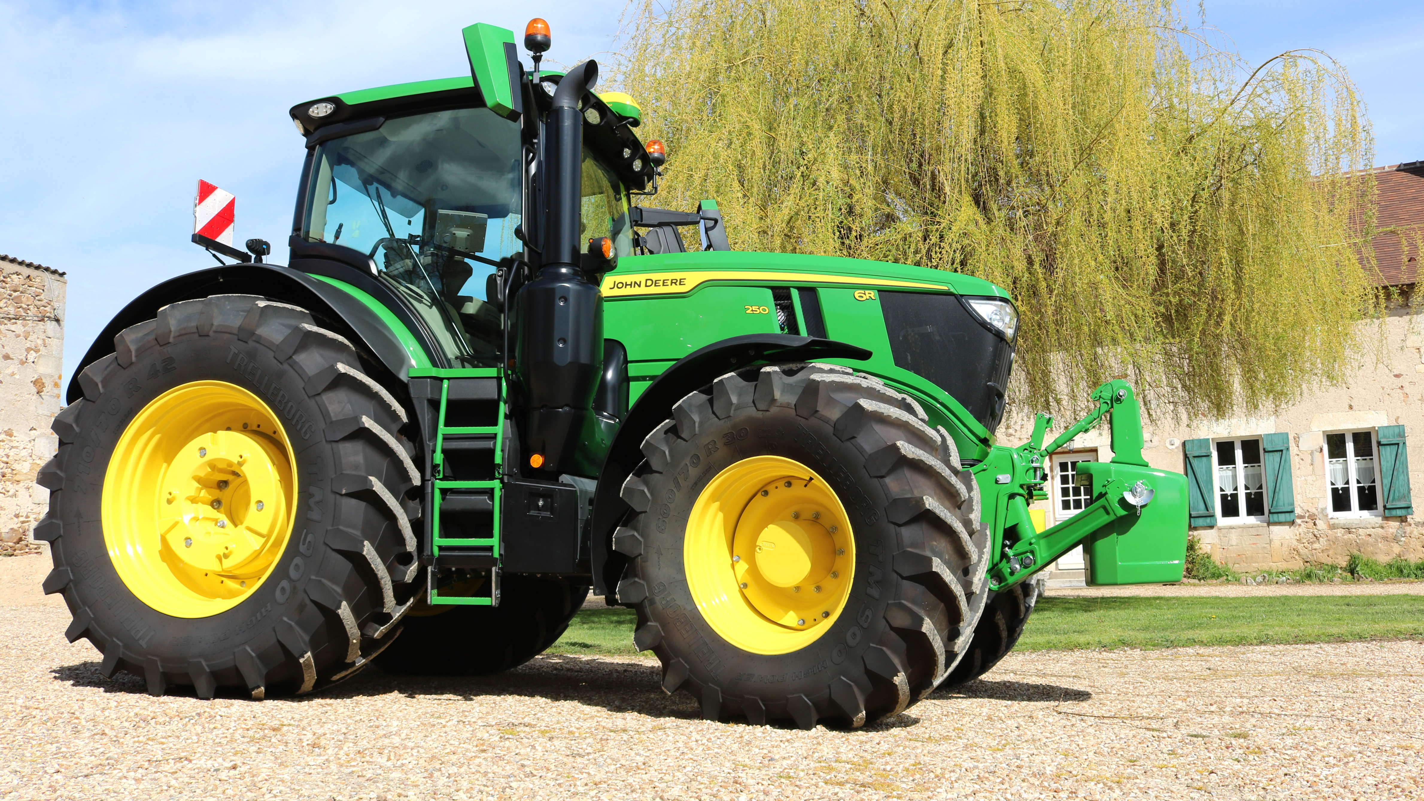 Choisir un tracteur agricole : les questions à se poser