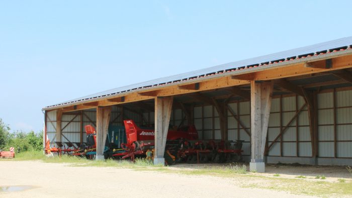 Le service complet est la solution choisie pour l'activité traction de la cuma du Pourtalou, située dans l'Aveyron.