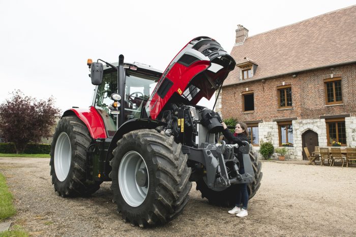 tracteur Massey Ferguson 7S