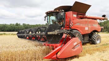 Que pensent les utilisateurs de la moissonneuse-batteuse Case IH Axial-Flow 7250 ?