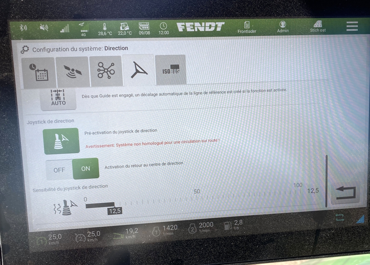 conduite par joystick sur tracteur Fendt réglage