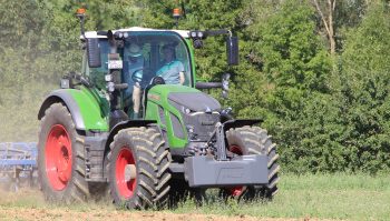 Fendt 600-Le retour, 4 cylindres pleins de chevaux