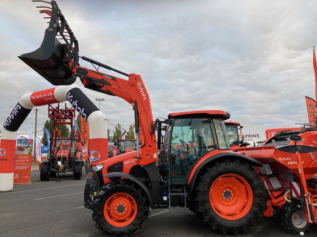 Kubota présente une nouvelle gamme de chargeurs frontaux