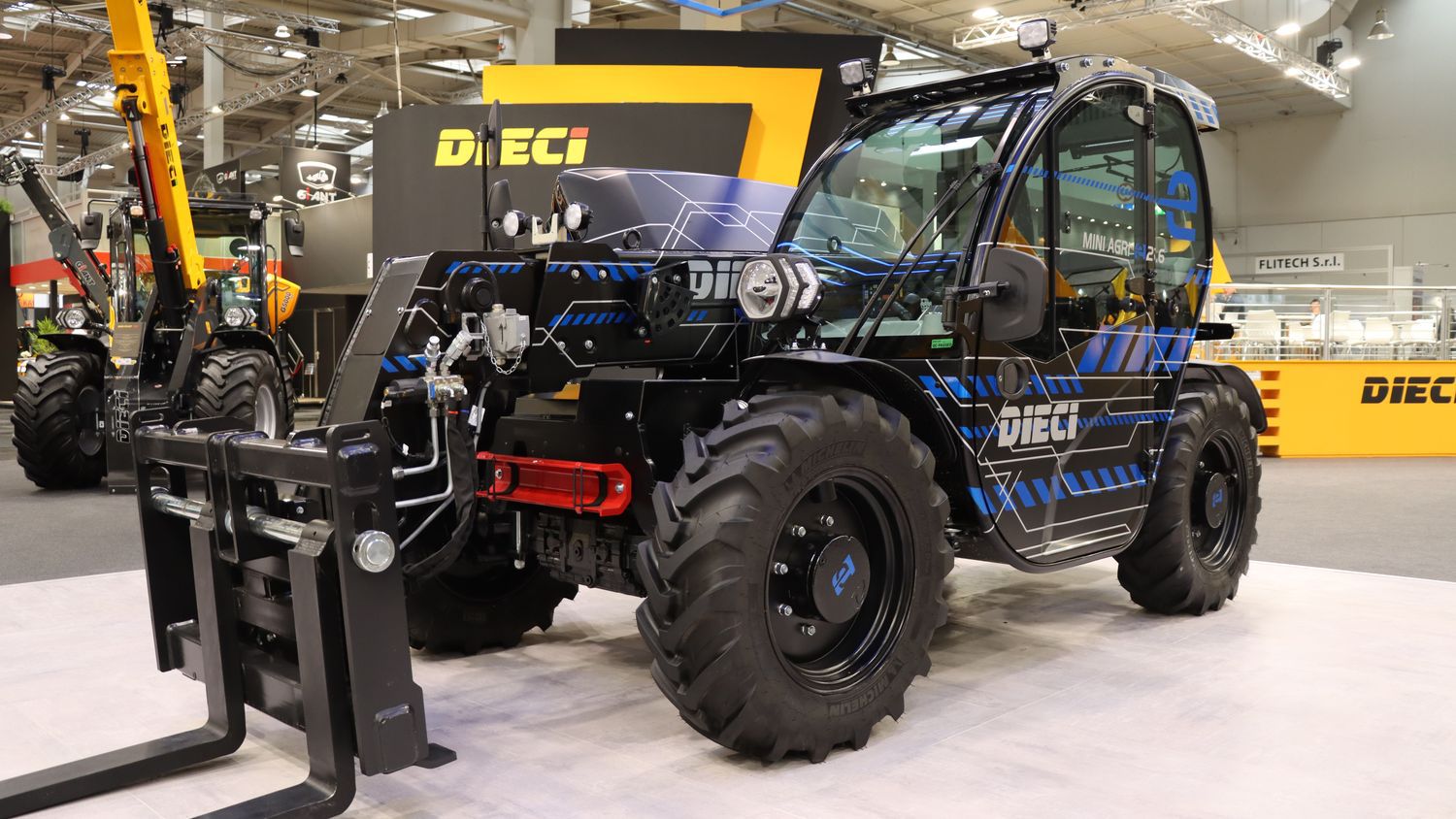 Télescopique électrique Dieci Mini Agri-e avec batteries amovibles