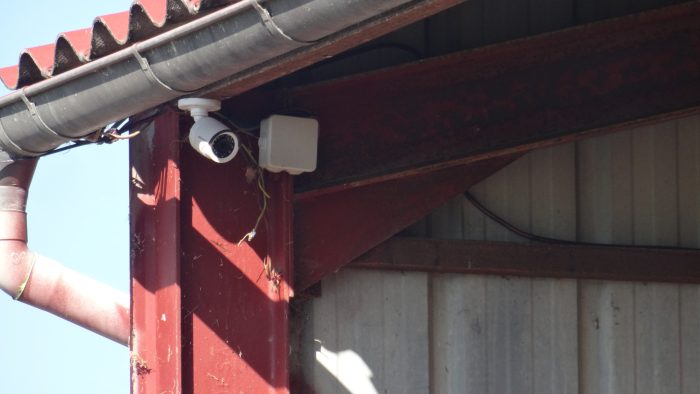 des caméras pour protéger les bâtiments agricole contre les vols de matériels agricoles