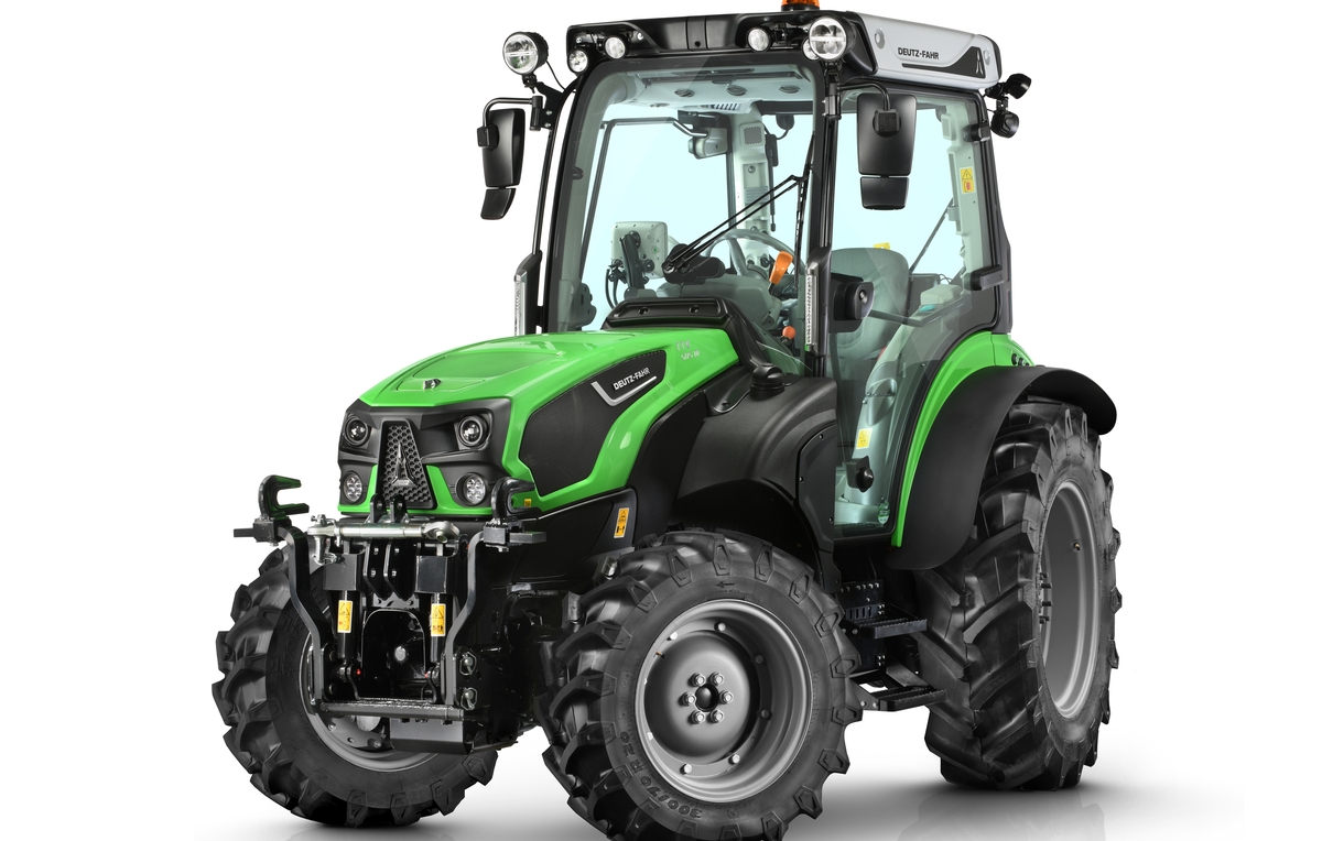 tracteurs Deutz-Fahr 4 roues directrices