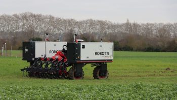 Jusqu’à 5 ha/h avec le Robotti d’AgroIntelli