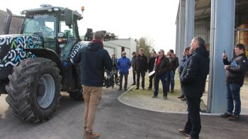 Le tracteur sous pilote automatique