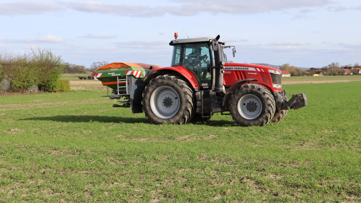 retour des tracteurs dans les champs