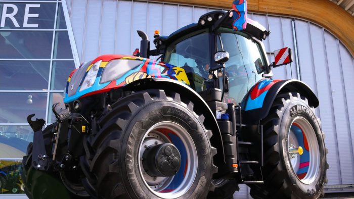 New Holland T7.300