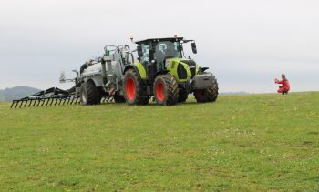 Épandage sur prairie : patins et pendillards plient le match niveau repousse d&rsquo;herbe