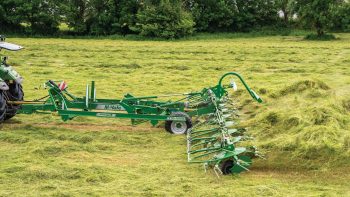 McHale sort des faneuses traînées à 8 et 10 rotors