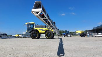 Arland ouvre les vannes de l’automoteur de pulvérisation
