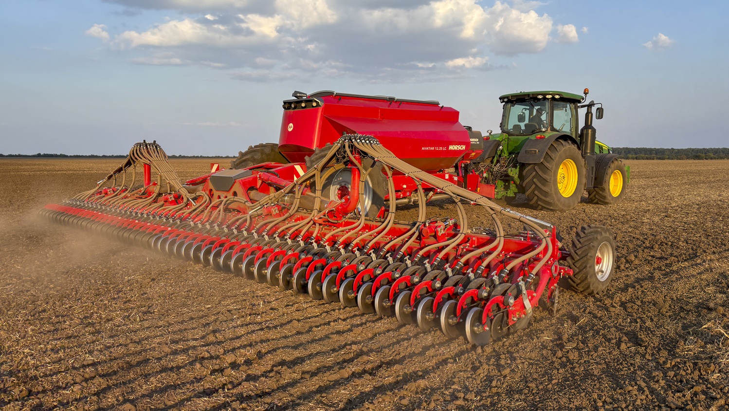 Horsch Avatar 12 LC, trémie 9400 litres
