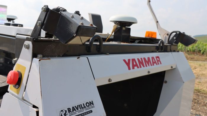 avis robot Yanmar YV01