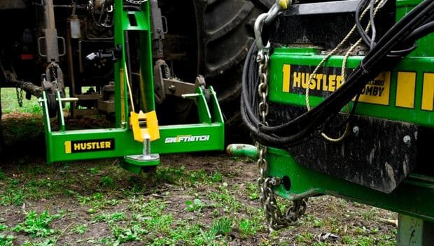 Attelage rapide Hustler Equipement Europe - Sommets d'Or 2025