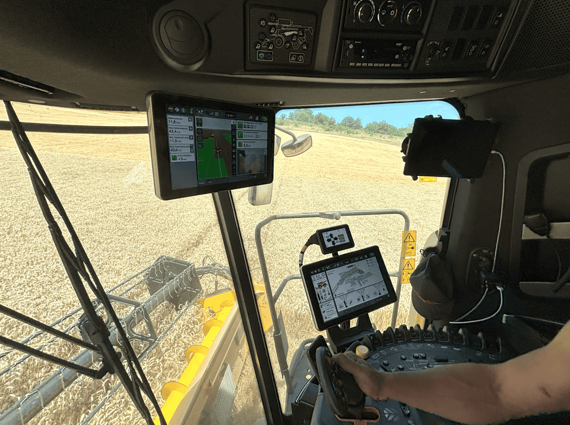 CR 8.80 New Holland Moissonneuse batteuse