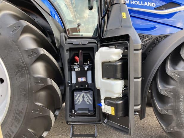 Des rangements pratiques sur les tracteurs New Holland T7