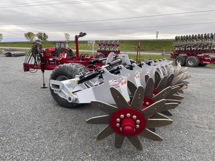 Matériel de travail du sol DM Machinery