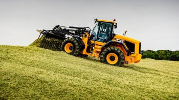 Joystick, confort et puissance : la 435S de JCB monte d’un cran