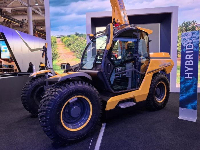 New Holland TH Hybrid Power