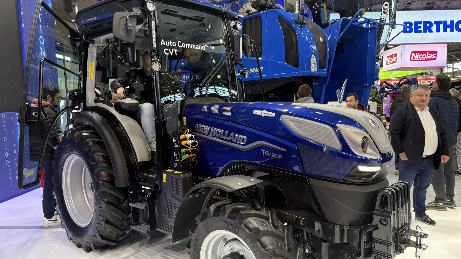 Tracteurs viticoles CVT new holland