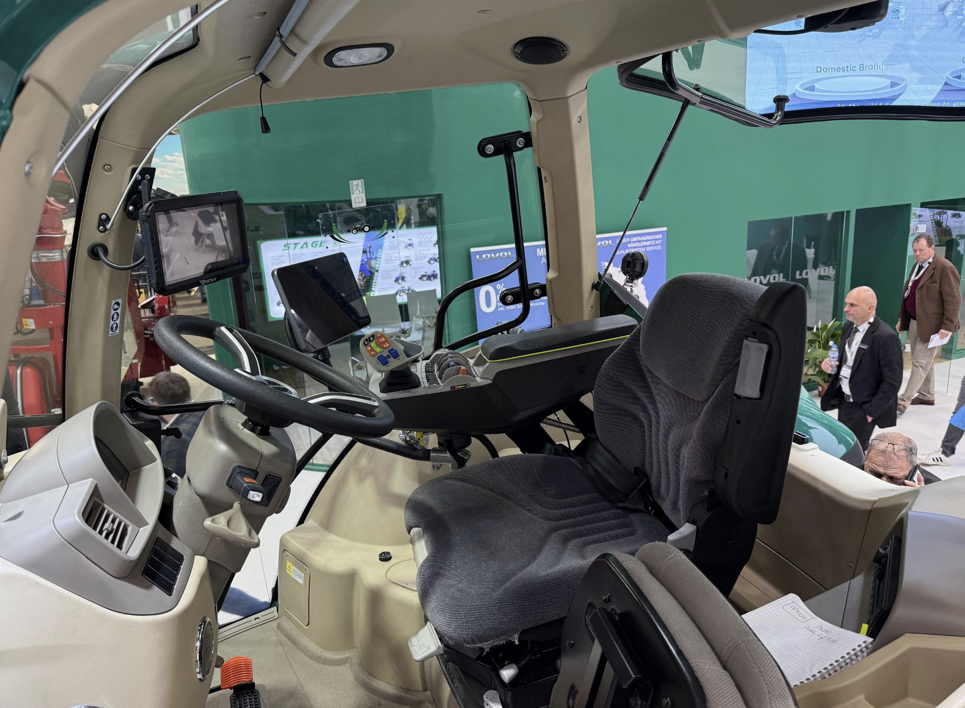 En cabine tracteur Lovol
