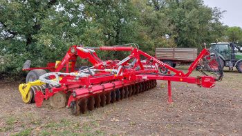 Que pensent les utilisateurs du déchaumeur à disques indépendants Pöttinger Terradisc 5001 T ?