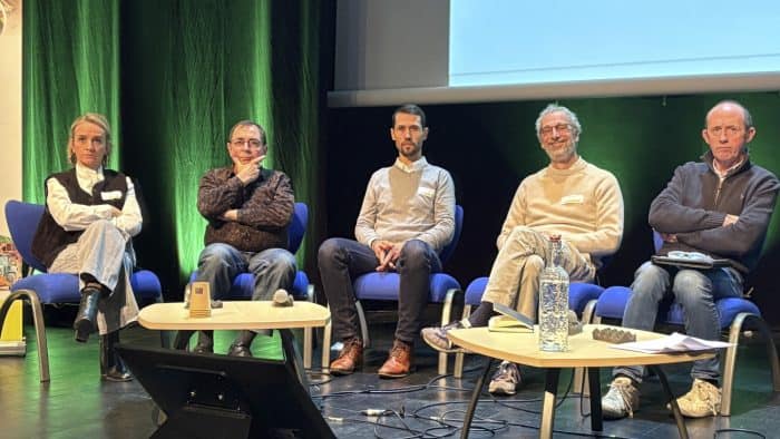 La table ronde sur la gestion collective de la biomasse