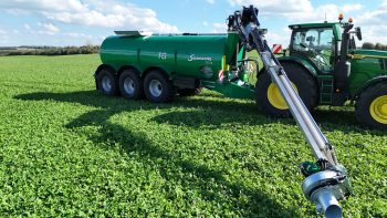 Un nouveau bras tourelle télescopique pour les tonnes à lisier Samson