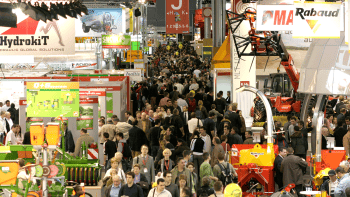 Concurrence et tracteurs : les constructeurs dans le collimateur