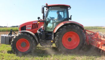 « Machines agricoles asiatiques : ça va être le raz de marée, comme pour les voitures électriques ! »