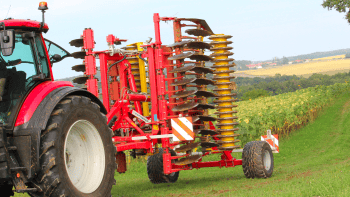 Déplacement du déchaumeur à disque : un poids à supporter