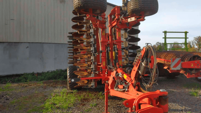plus de 5 tonne pour le déchaumeur Kuhn Optimer L 5000