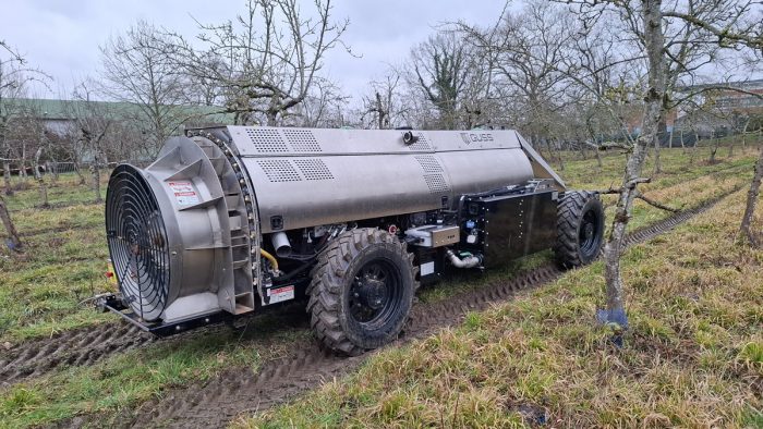 robot John Deere Guss