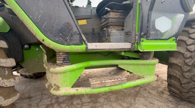 En option, la cabine suspendue du télescopique Merlo est appréciée par les adhérents.