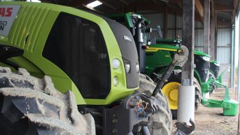 Regard sur le tracteur collectif en Normandie