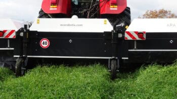 [Aveyron] « Économiser 90 % de produit » : la cuma DEI adopte le robot de désherbage de précision