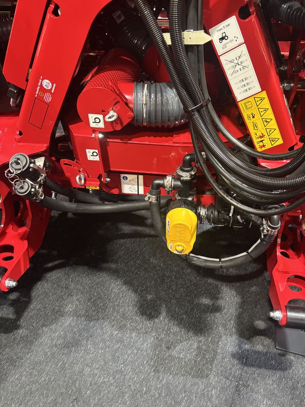 La fertilisation liquide localisée disponible sur les semoirs Horsch Maestro