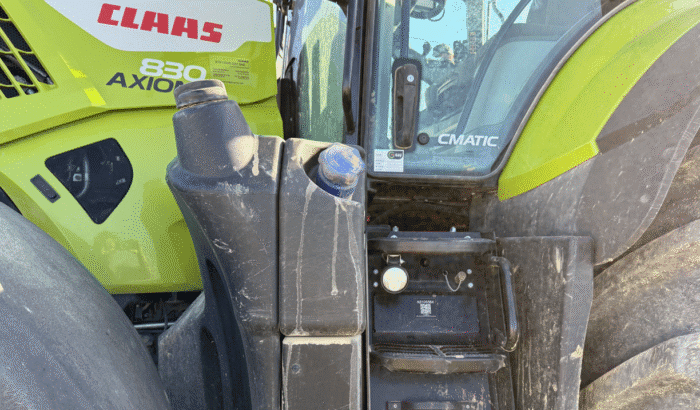 Tracteur Claas tete cuma