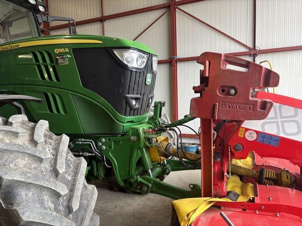 Un châssis long pour le tracteur John Deere 6195R