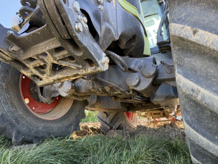 Tracteur équilibré Claas Axion 830 Avis utilisateur.
