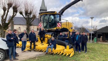 [Avis] New Holland FR780 : « 120 euros de l&rsquo;hectare et 4 ha à l&rsquo;heure en moyenne »