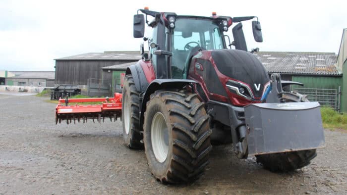 Tracteur Valtra Q 245
