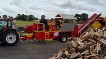 Les combinés scieur-fendeur Rabaud Xylog progressent