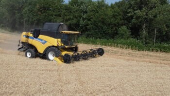 [Moisson 2026] Faut-il toujours investir dans une moissonneuse batteuse ?