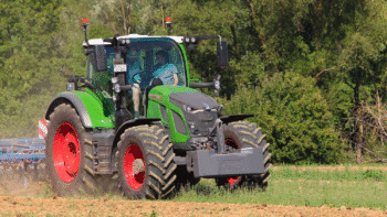 Aides à la mécanisation agricole : aux racines d&rsquo;un modèle sous tension