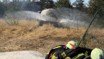 Cuma et pompiers s’entraident contre un feu de 160 ha