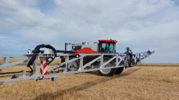 Avec I-Spray, Kuhn cible l’adventice
